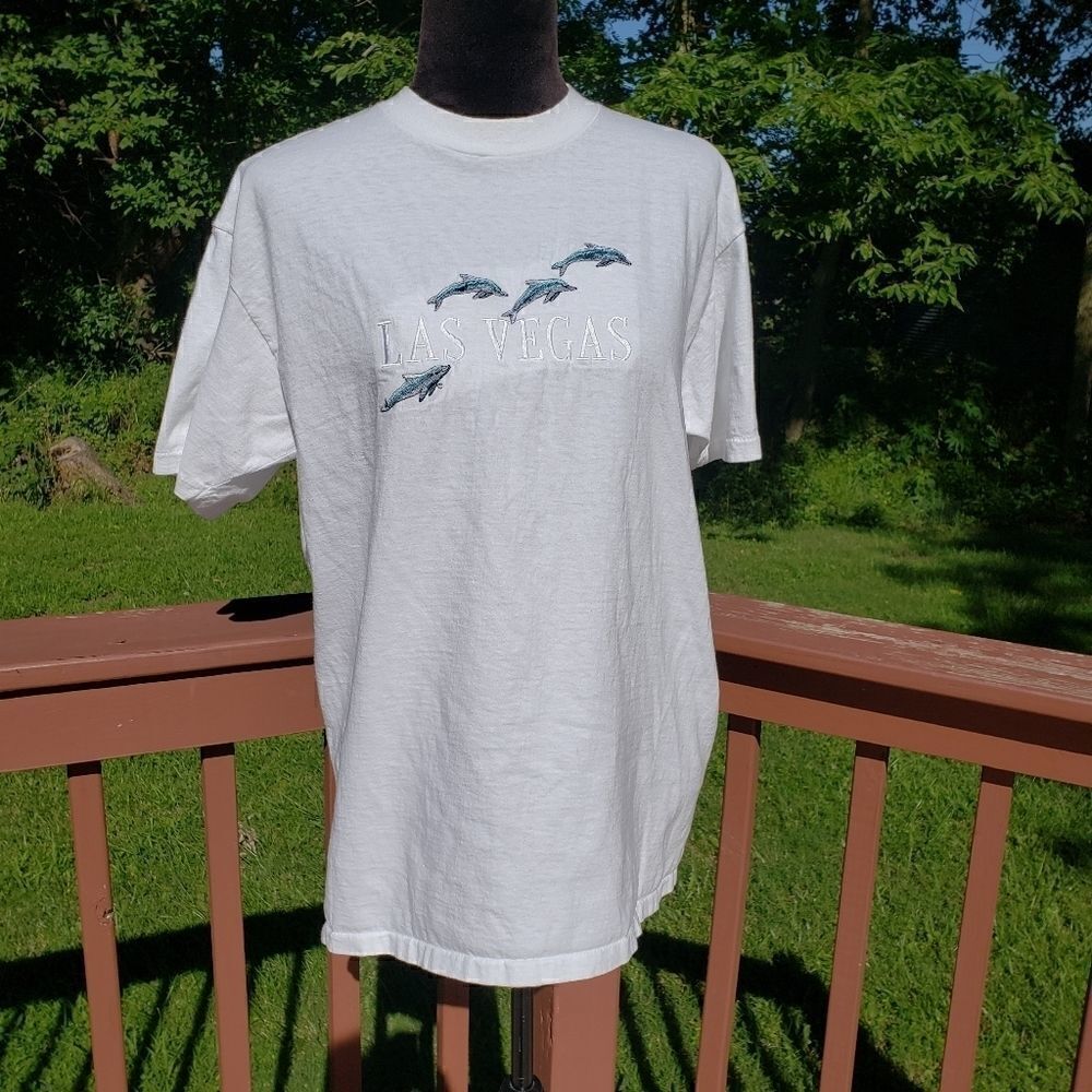 Las Vegas Sounveir Ladies  Dolphin Short Sleeve Tshirt, sz Large